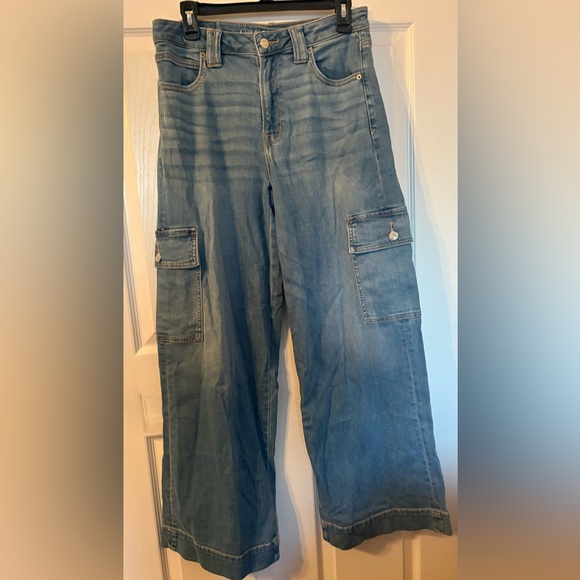 American Eagle Outfitters Blue Jeans - Picture 5 of 6